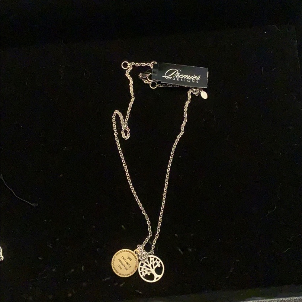 Necklace - Picture 4 of 4
